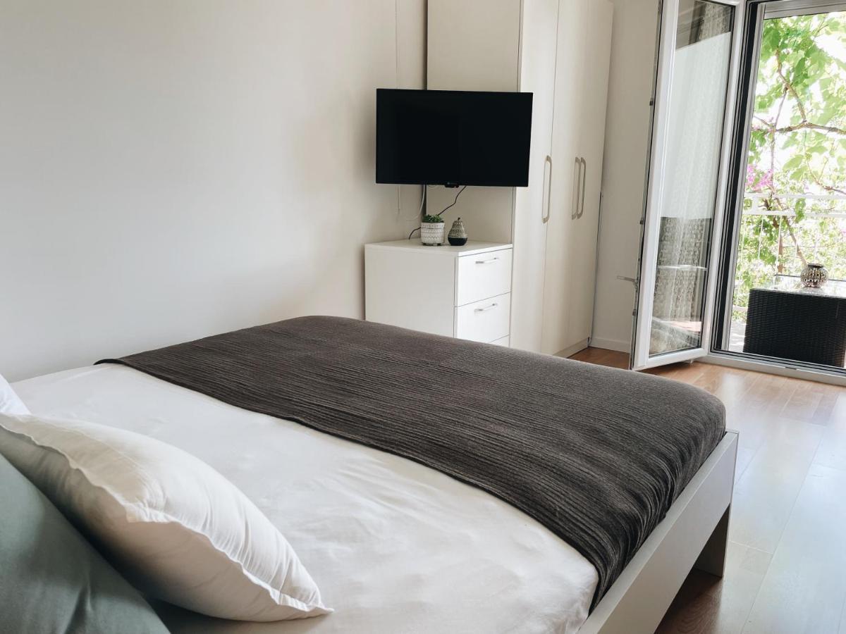 Fani Apartments Подстрана Экстерьер фото