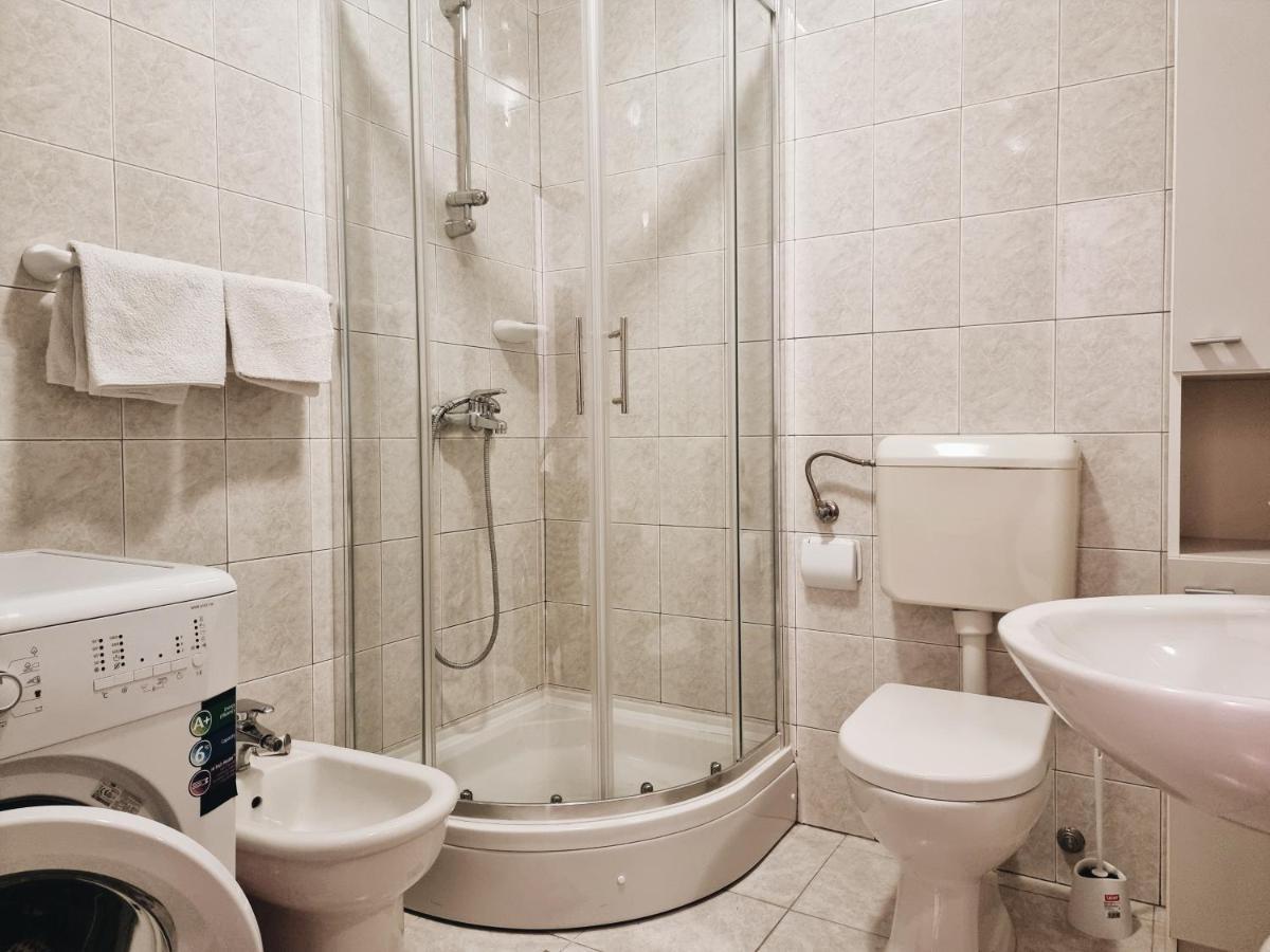 Fani Apartments Подстрана Экстерьер фото