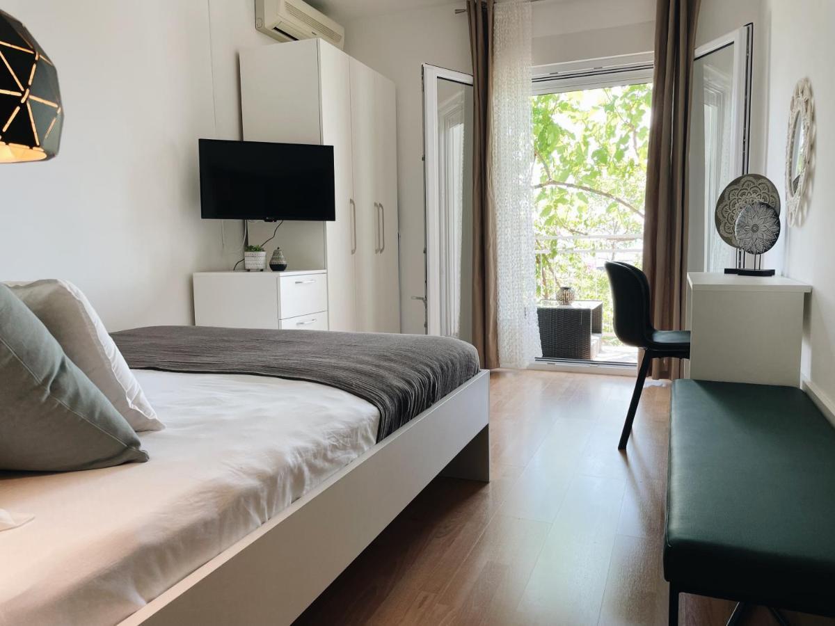 Fani Apartments Подстрана Экстерьер фото